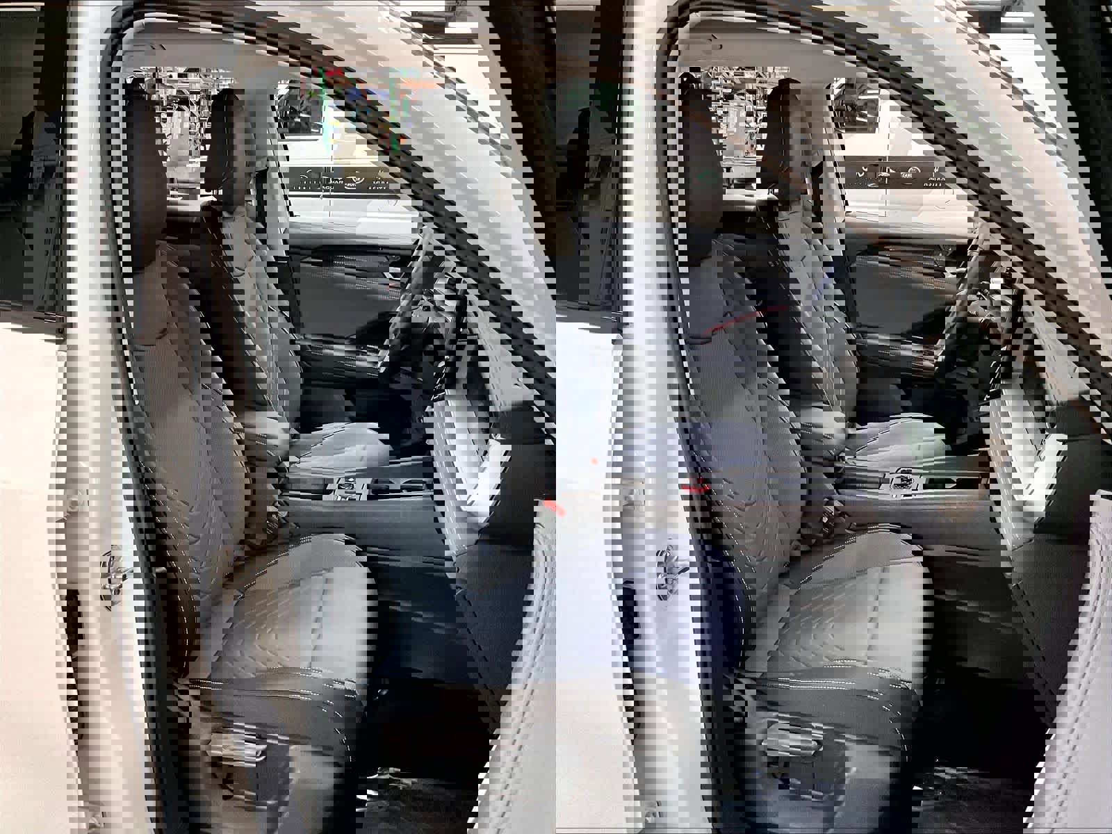 Certified 2025 Volkswagen Tiguan SE FWD image 9