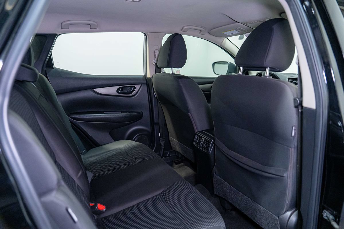 Used 2021 Nissan Rogue Sport S AWD/4WD image 17