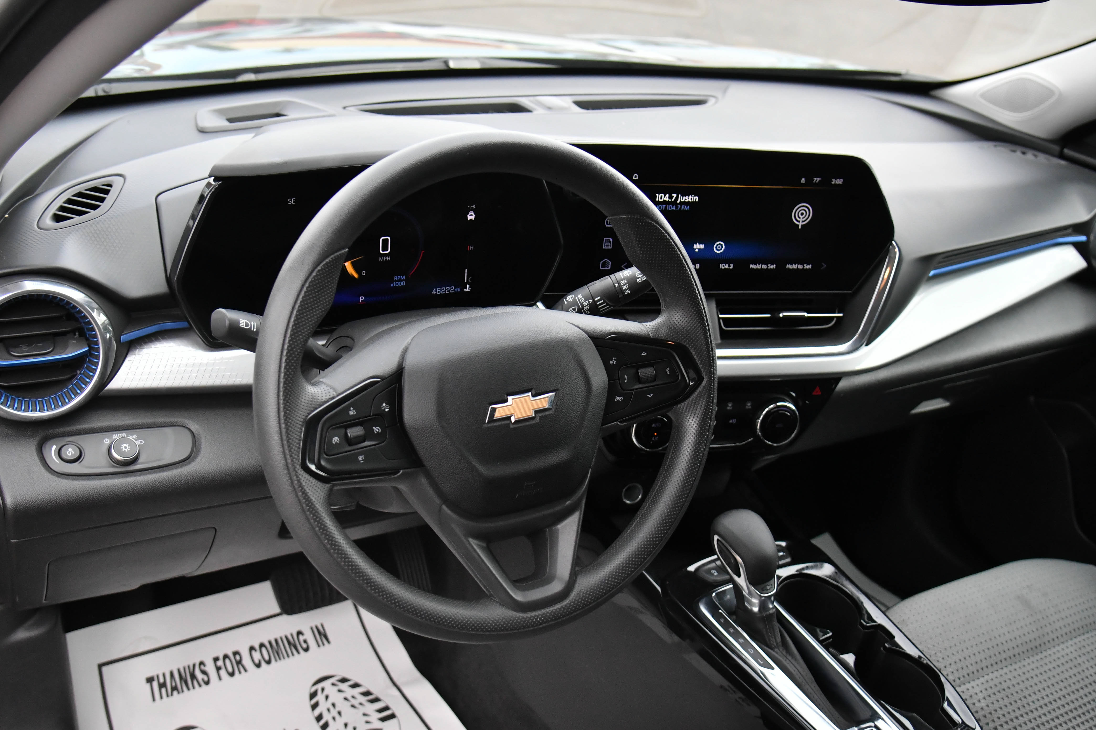 Used 2025 Chevrolet Trax LT FWD image 14
