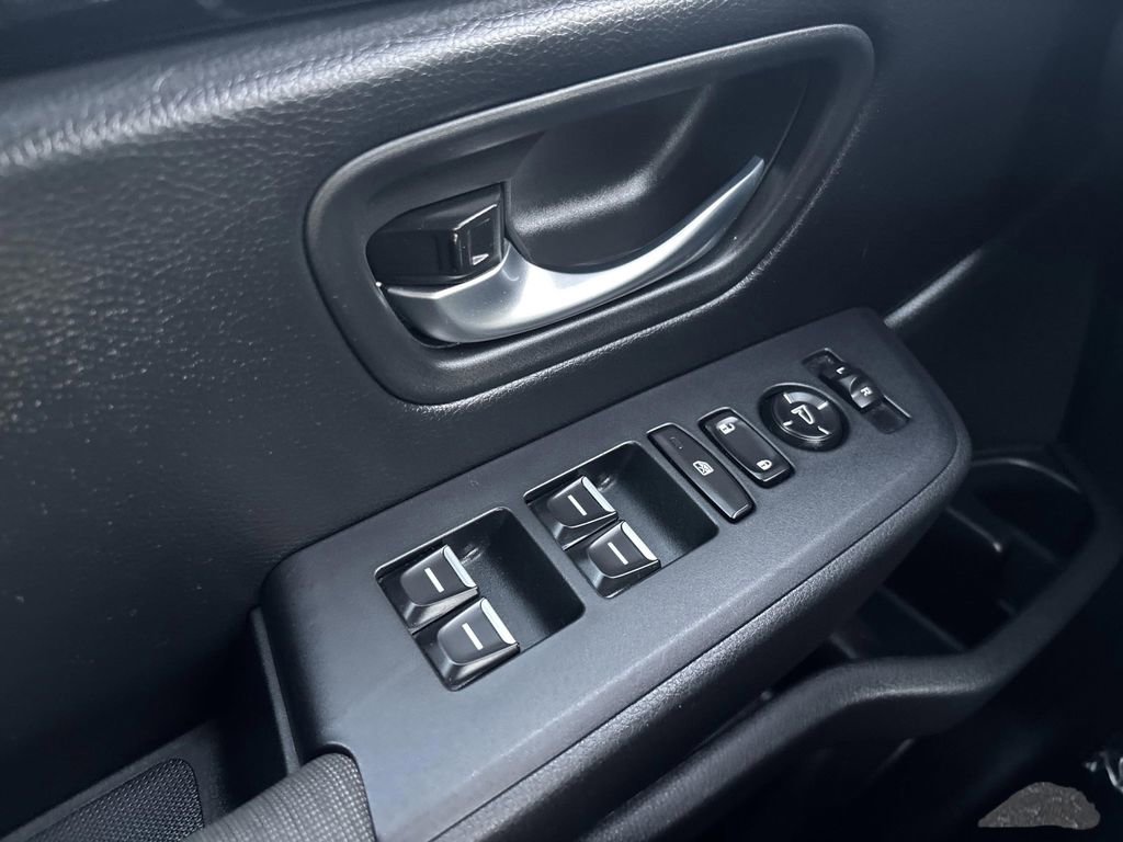 Used 2023 Honda Pilot Sport image 24