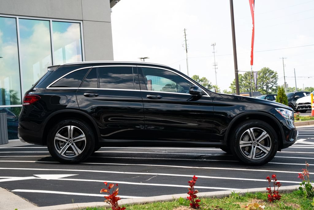 Used 2021 Mercedes-Benz GLC 300 4MATIC w/ Premium Package image 12