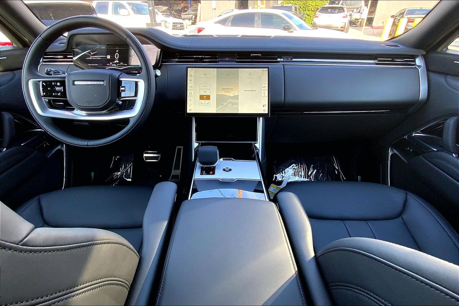 New 2026 Land Rover Range Rover SE image 7