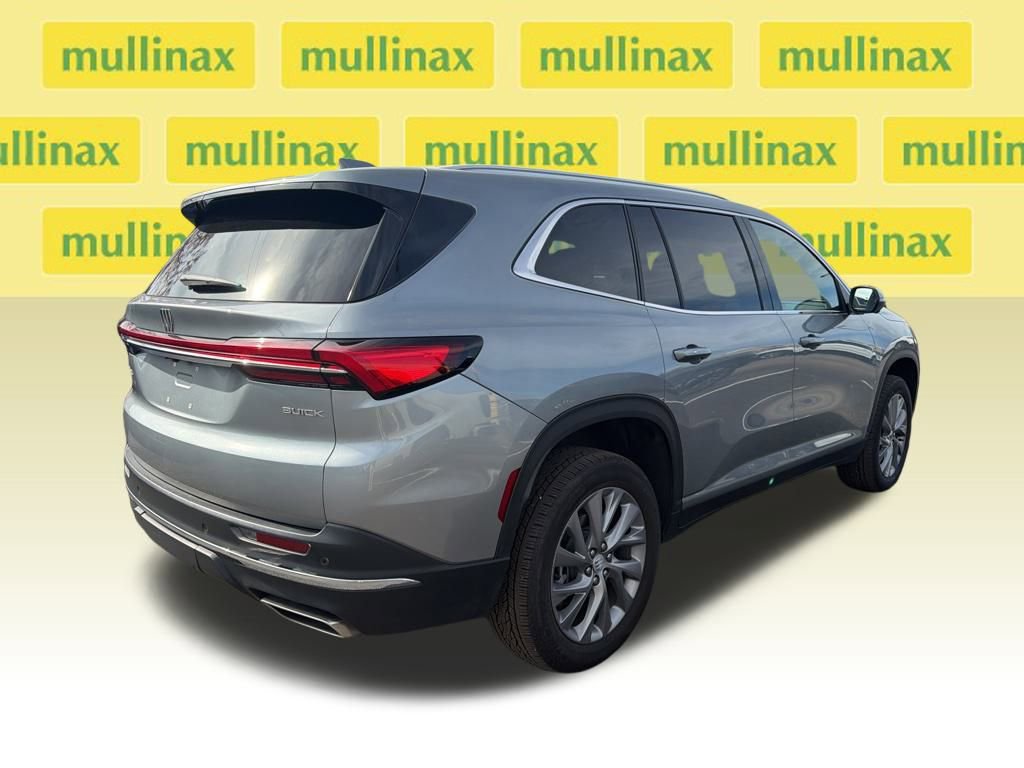 Used 2025 Buick Enclave Preferred image 11
