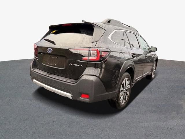 Used 2025 Subaru Outback Limited image 4