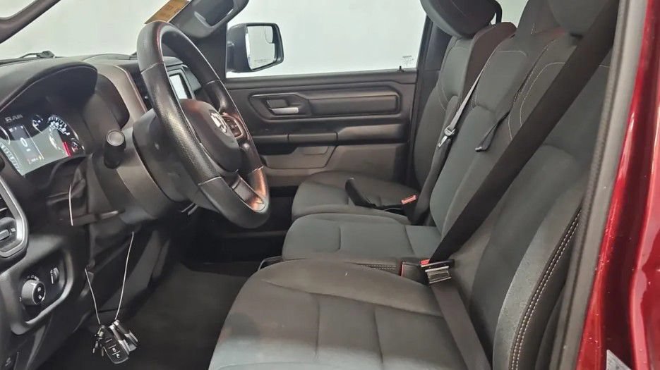 Used 2023 RAM 1500 Tradesman AWD/4WD image 2