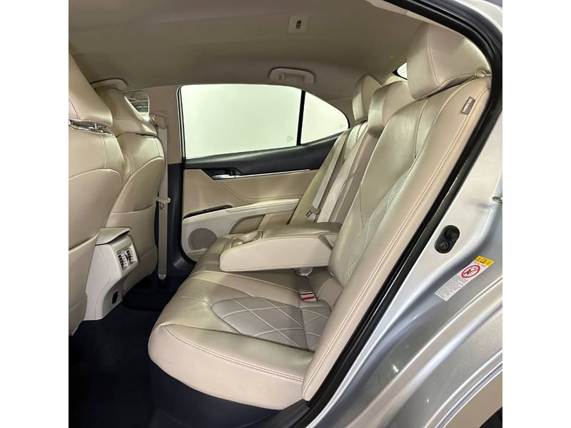 Used 2018 Toyota Camry XLE FWD image 22