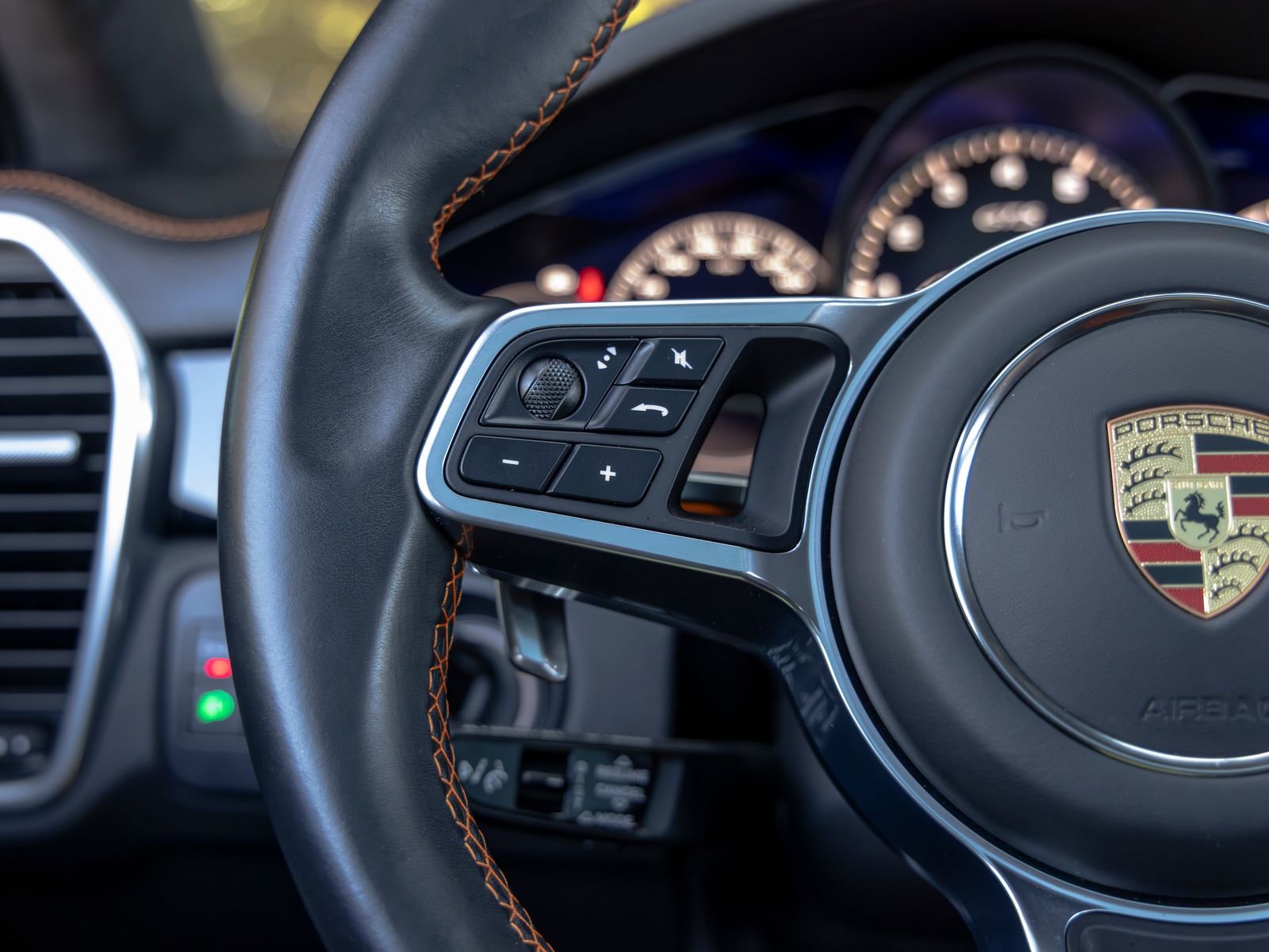 Certified 2023 Porsche Cayenne GTS image 31