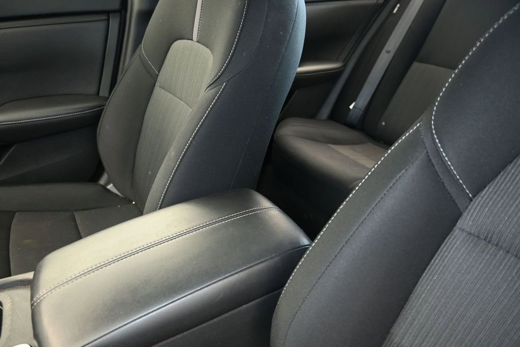 Used 2024 Nissan Sentra SV w/ All-Weather Package FWD image 14