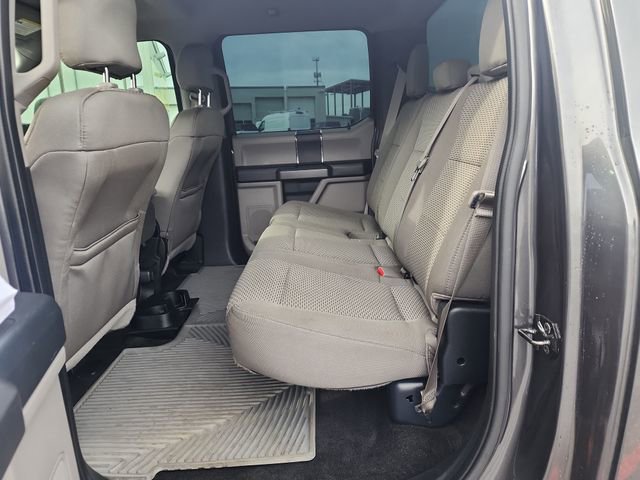 Used 2015 Ford F150 XLT w/ Trailer Tow Package image 29