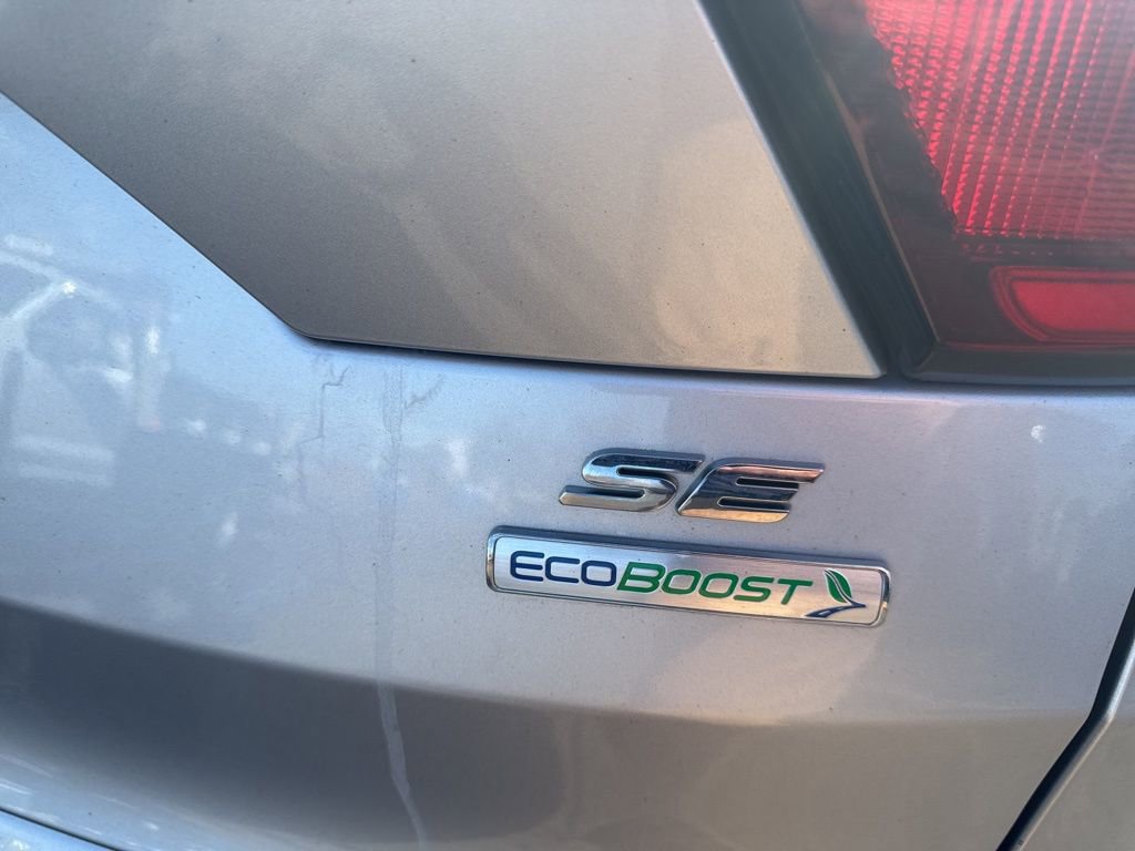 Certified 2019 Ford Escape SE image 46