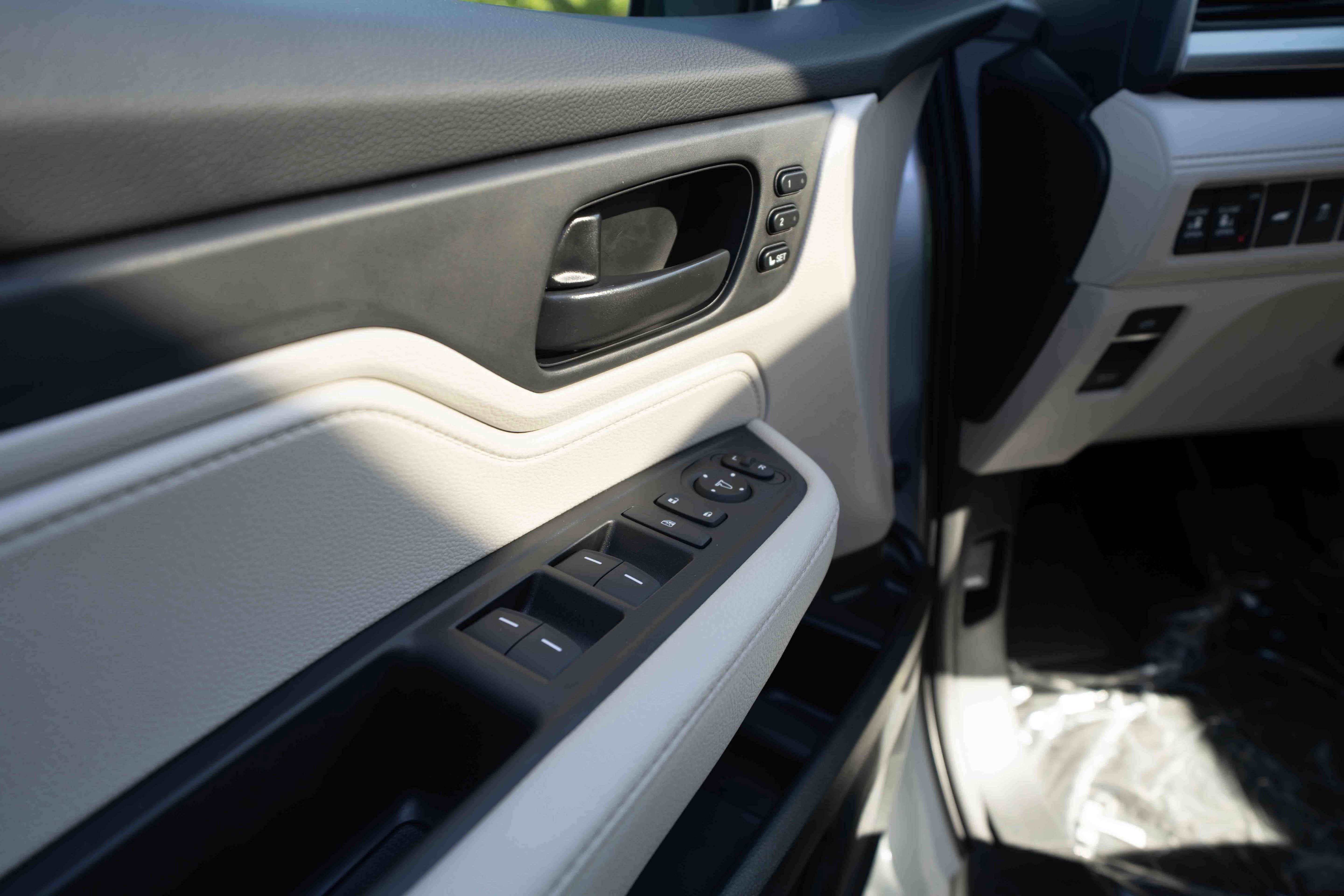 New 2026 Honda Odyssey EX-L image 7