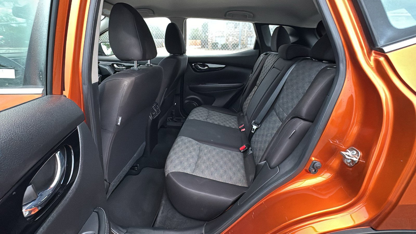 Used 2022 Nissan Rogue Sport SV image 16