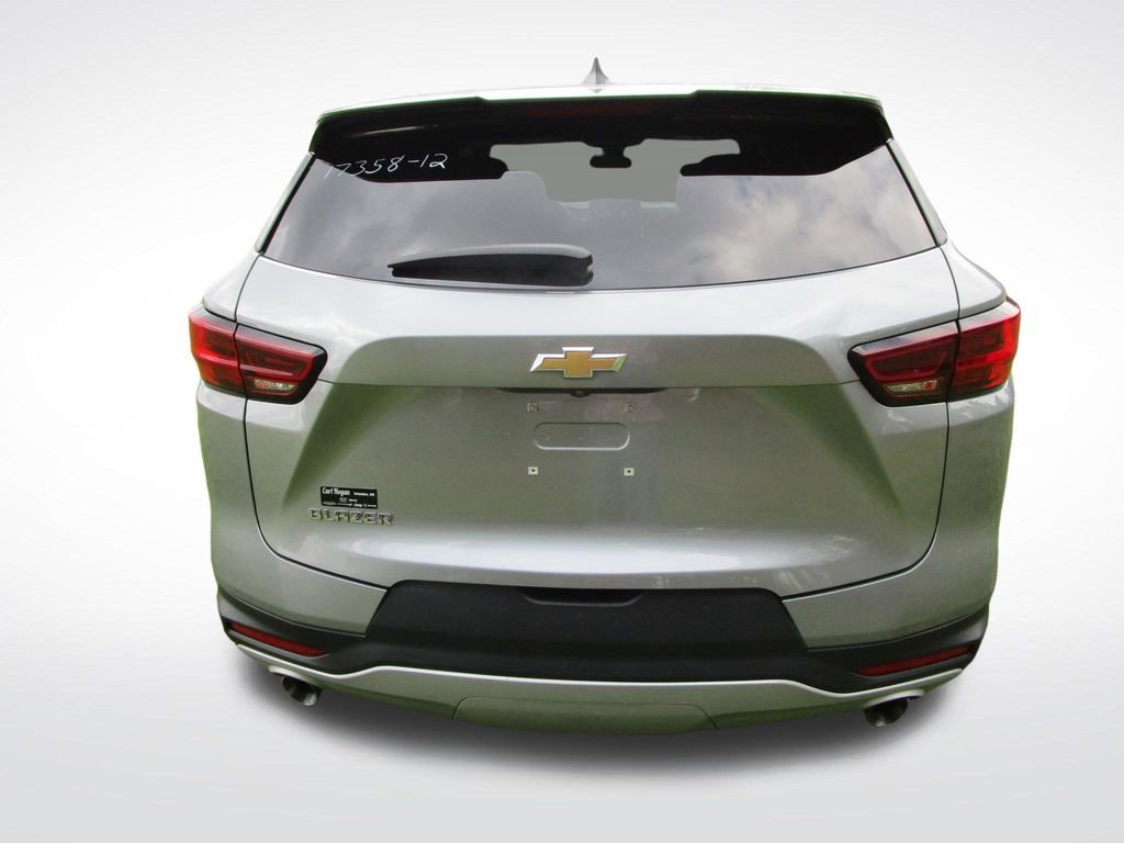 Used 2023 Chevrolet Blazer LT image 8