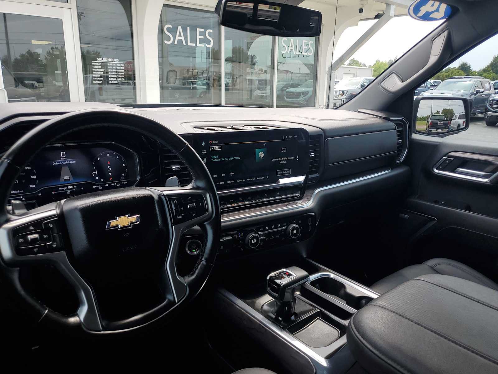 Used 2024 Chevrolet Silverado 1500 LTZ w/ LTZ Convenience Package II RWD image 20