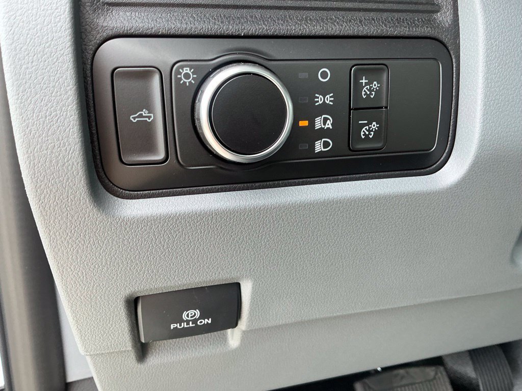 New 2027 Ford F250 XL RWD image 24
