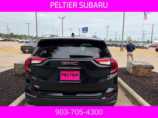 Used 2024 GMC Terrain SLT w/ Infotainment Package II image 16
