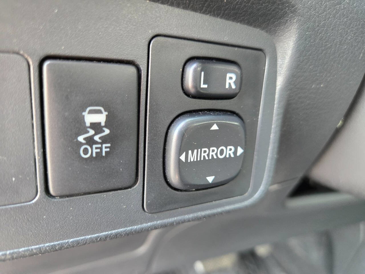 Used 2010 Toyota Corolla S FWD image 13