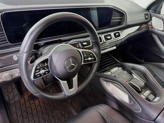 Used 2023 Mercedes-Benz GLS 450 4MATIC image 10