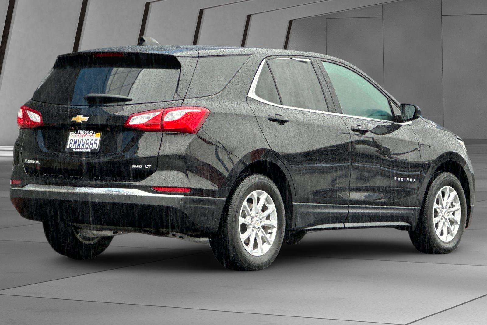 Used 2020 Chevrolet Equinox LT w/ LPO, Floor Liner Package image 4