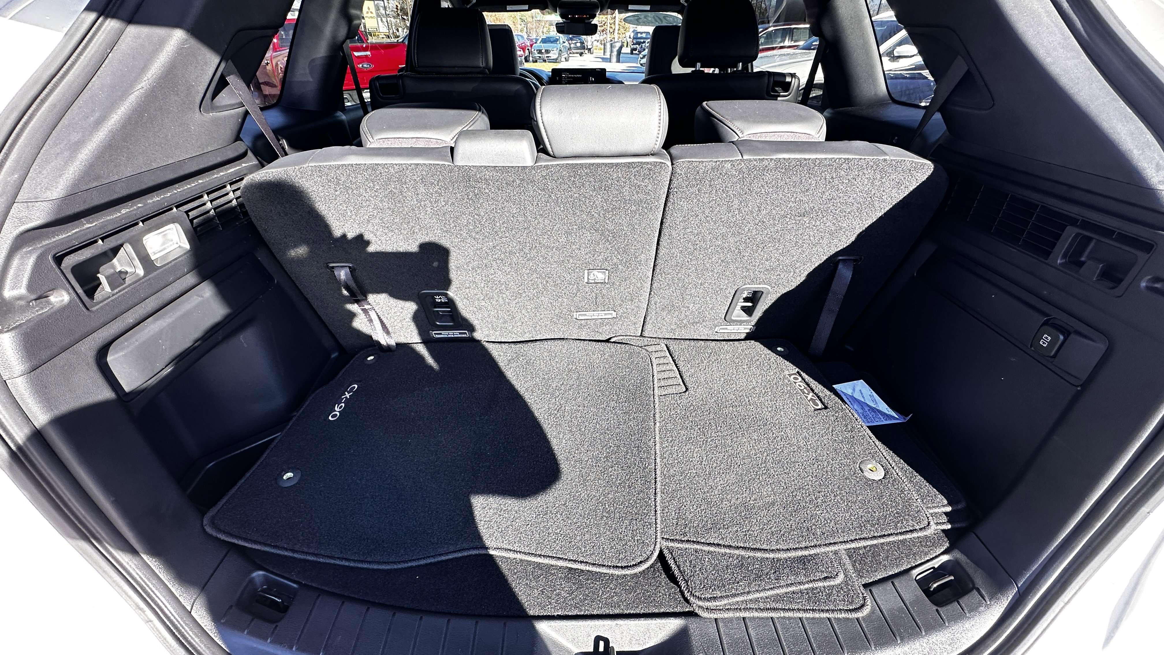 Certified 2025 MAZDA CX-90 3.3 Turbo S w/ Premium Package image 39