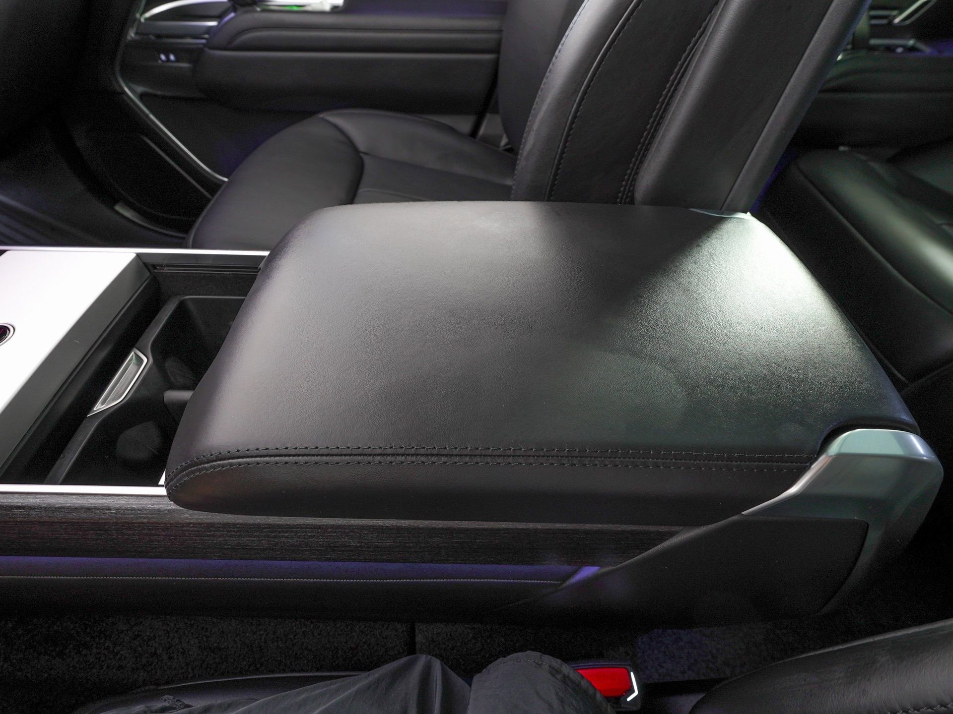 Used 2025 Land Rover Range Rover SE image 29