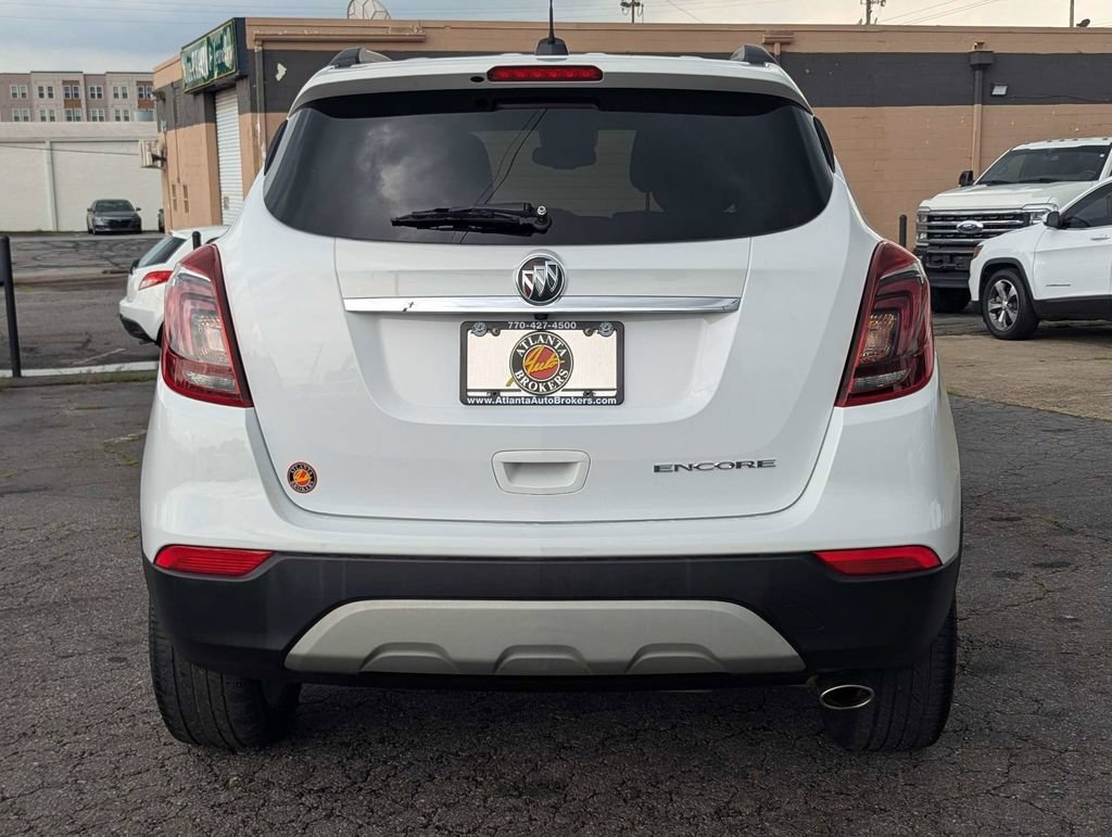 Used 2021 Buick Encore Preferred w/ Safety Package FWD image 6