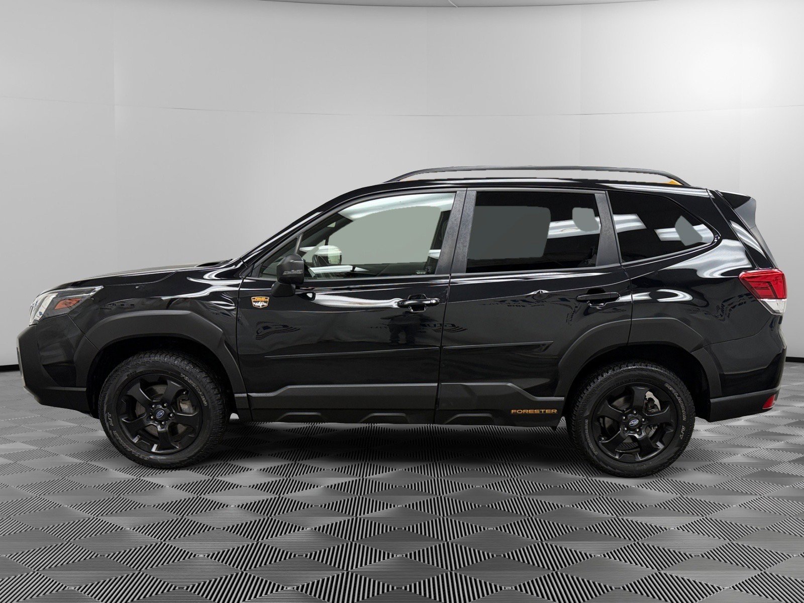 Used 2023 Subaru Forester Wilderness image 2