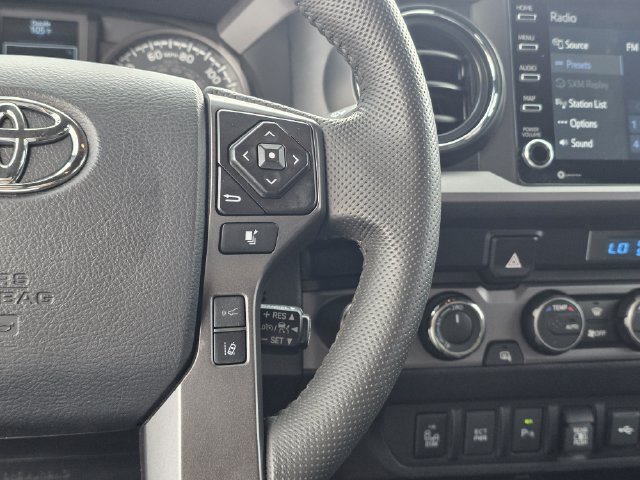 Used 2023 Toyota Tacoma TRD Off-Road w/ Technology Package AWD/4WD image 25