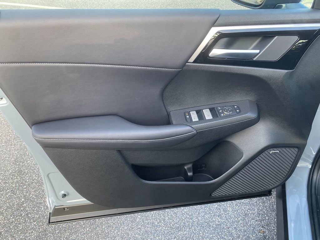 New 2026 Mitsubishi Outlander Trail Edition image 11