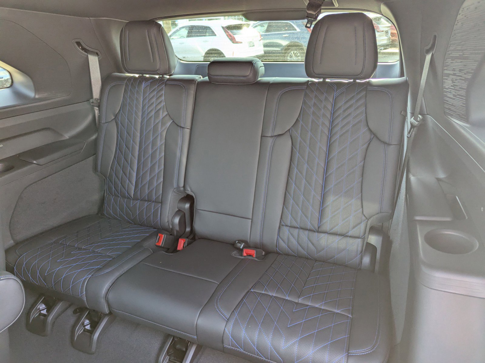New 2025 Cadillac Escalade IQ Luxury 1 w/ Smart Trailering package AWD/4WD image 19