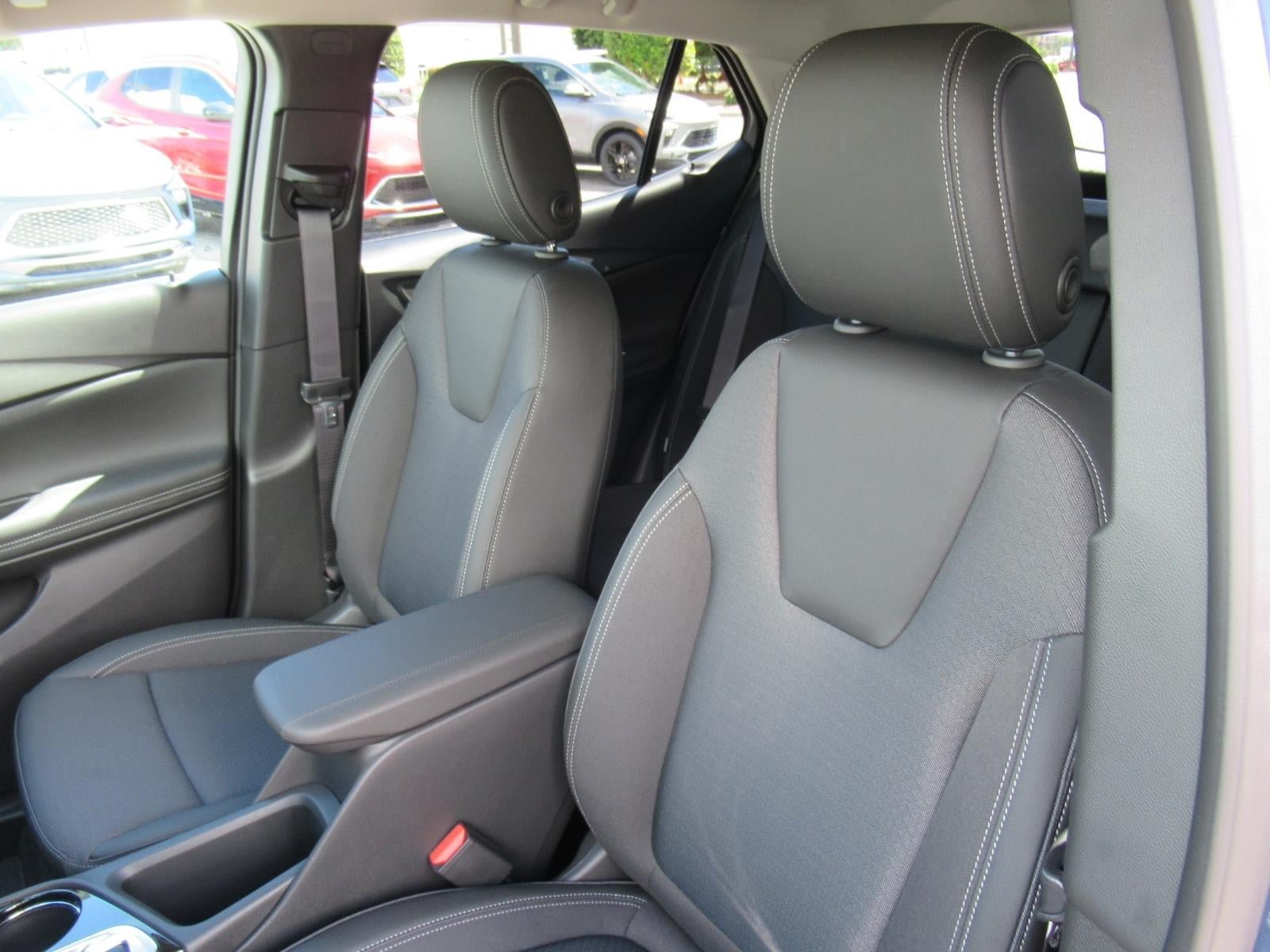 New 2026 Buick Encore GX Preferred w/ Comfort Package FWD image 18