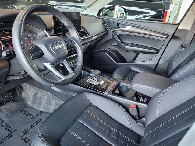 Used 2023 Audi Q5 2.0T Premium w/ Convenience Package AWD/4WD image 10
