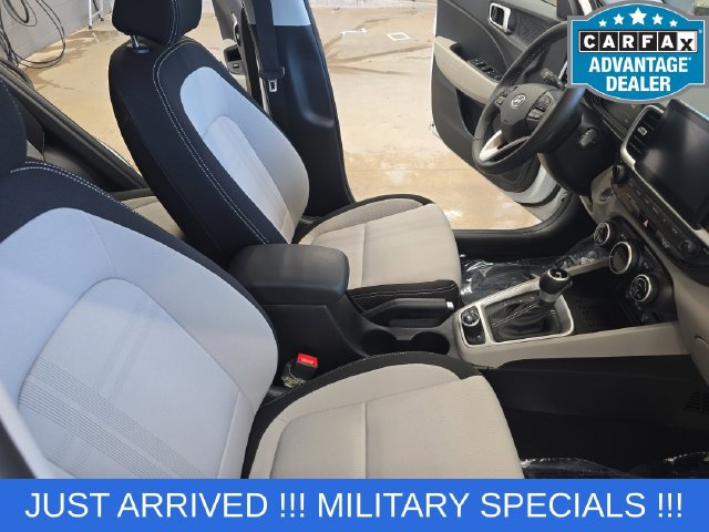 Used 2026 Hyundai Venue SEL FWD image 10