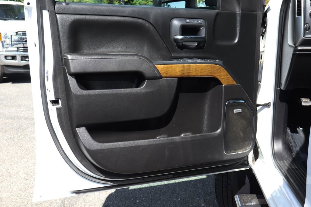 Used 2017 Chevrolet Silverado 3500 LTZ w/ Duramax Plus Package image 17