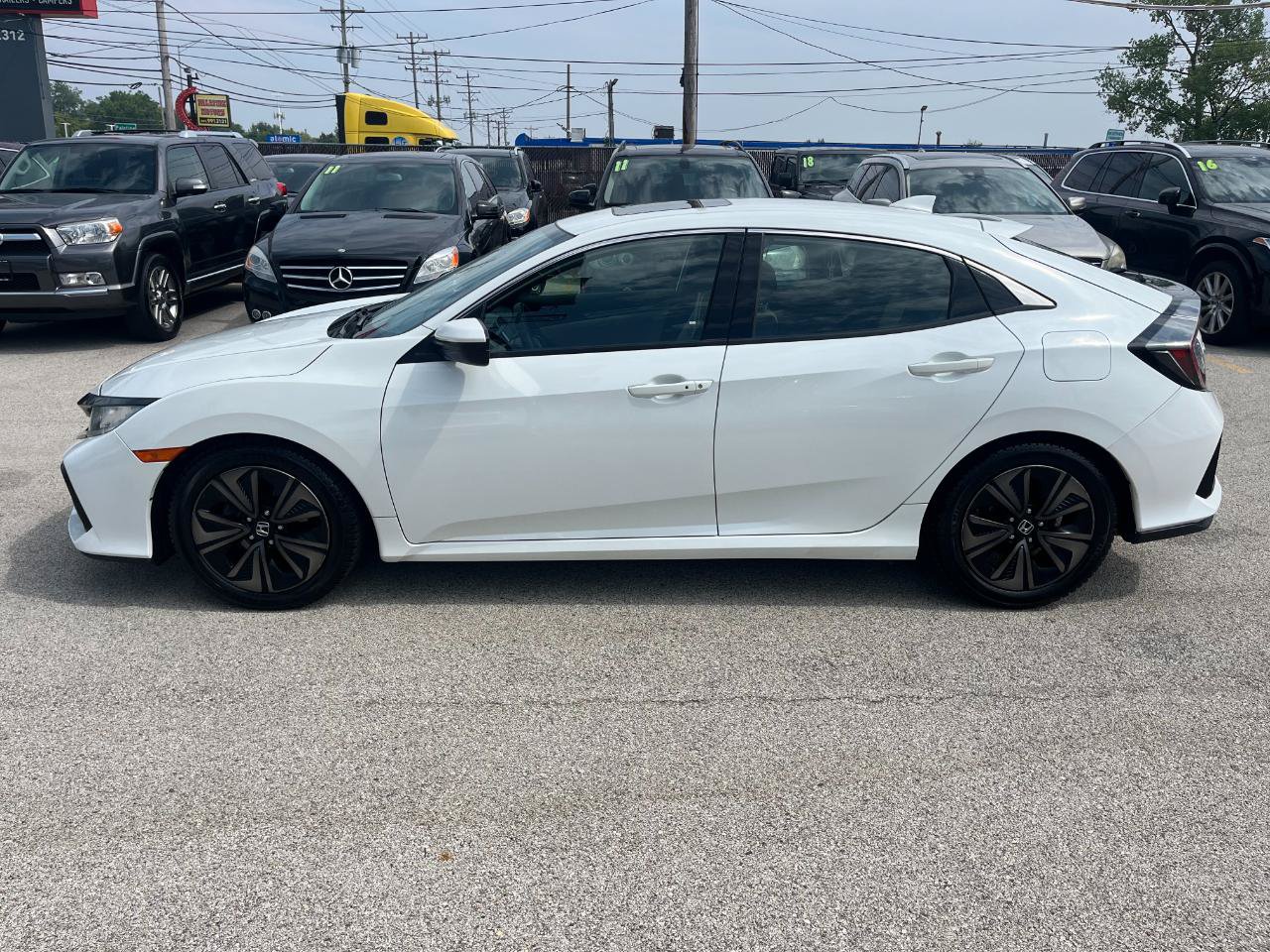 Used 2018 Honda Civic EX image 2
