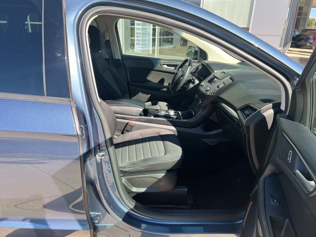 Used 2019 Ford Edge SE FWD image 35