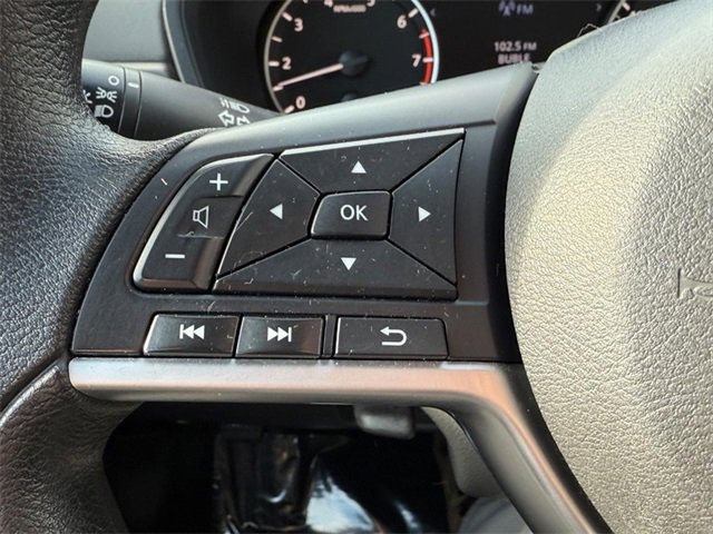 Used 2024 Nissan Altima 2.5 SV image 16