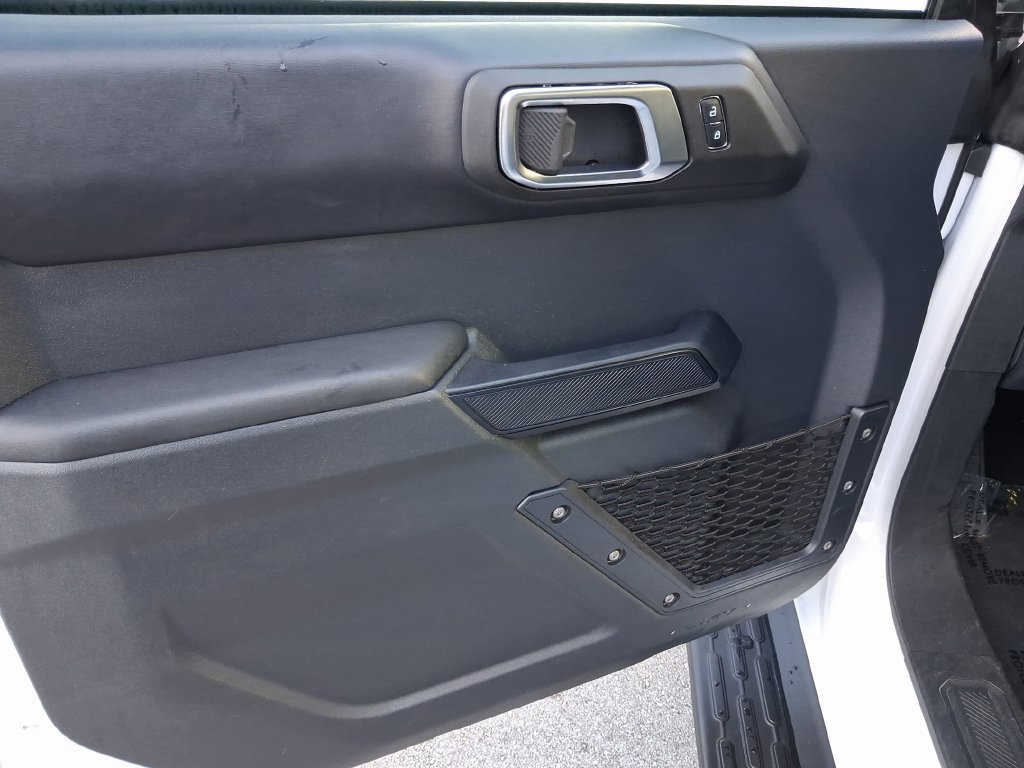 Used 2025 Ford Bronco Outer Banks AWD/4WD image 18
