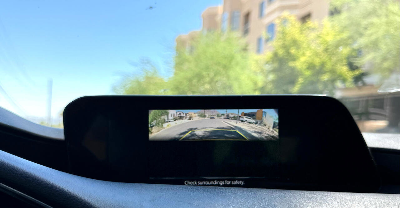 Used 2023 MAZDA MAZDA3 s image 22