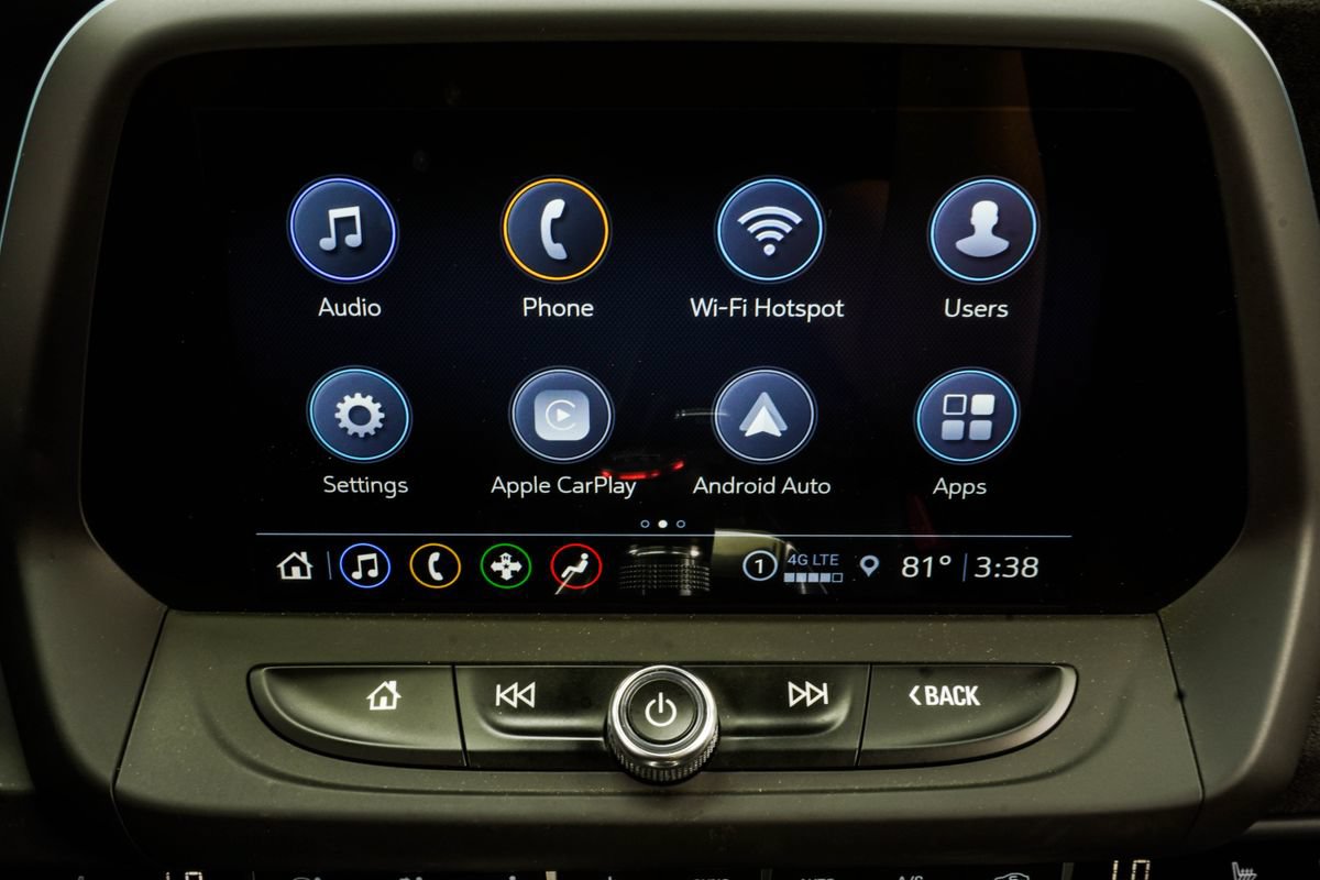 Used 2022 Chevrolet Camaro ZL1 RWD image 19