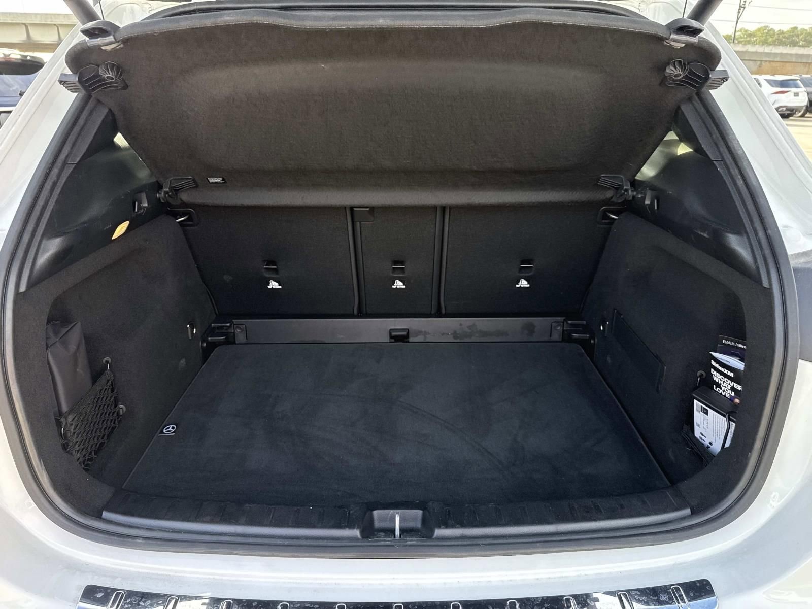 Used 2025 Mercedes-Benz GLA 250 image 8