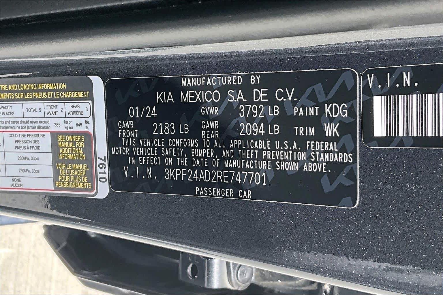 Certified 2024 Kia Forte LXS FWD image 33