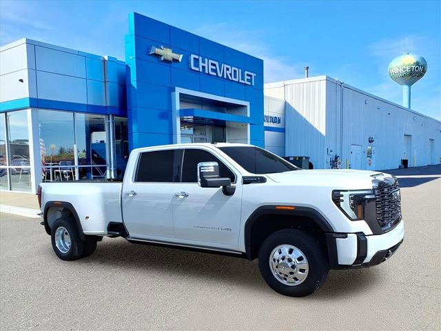 Used 2024 GMC Sierra 3500 Denali Ultimate image 1