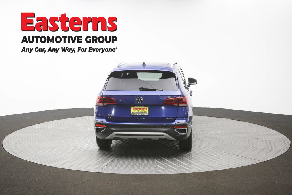 Used 2022 Volkswagen Taos SE w/ Panoramic Sunroof Package FWD image 37