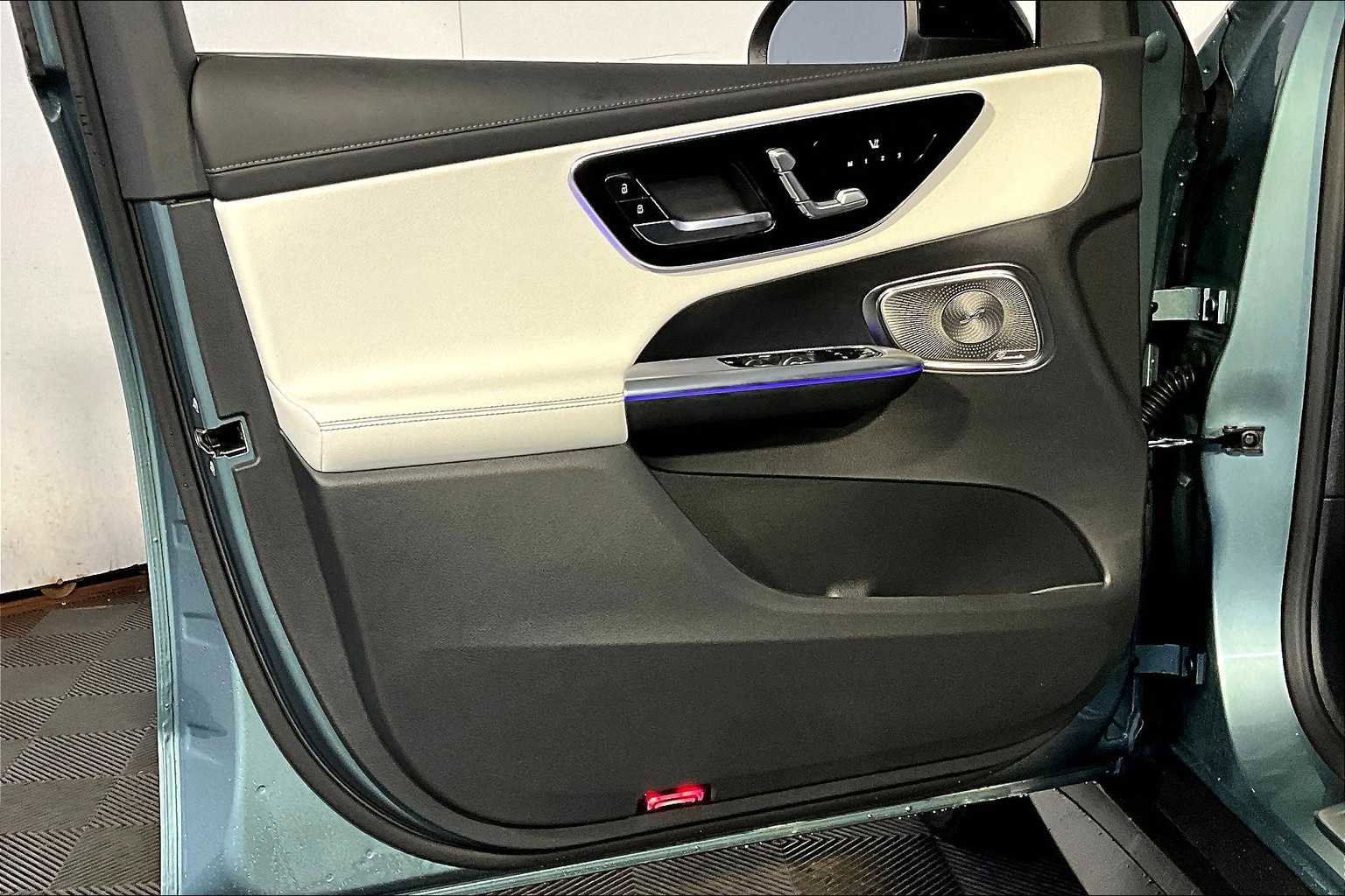 New 2026 Mercedes-Benz GLC 300 4MATIC image 11