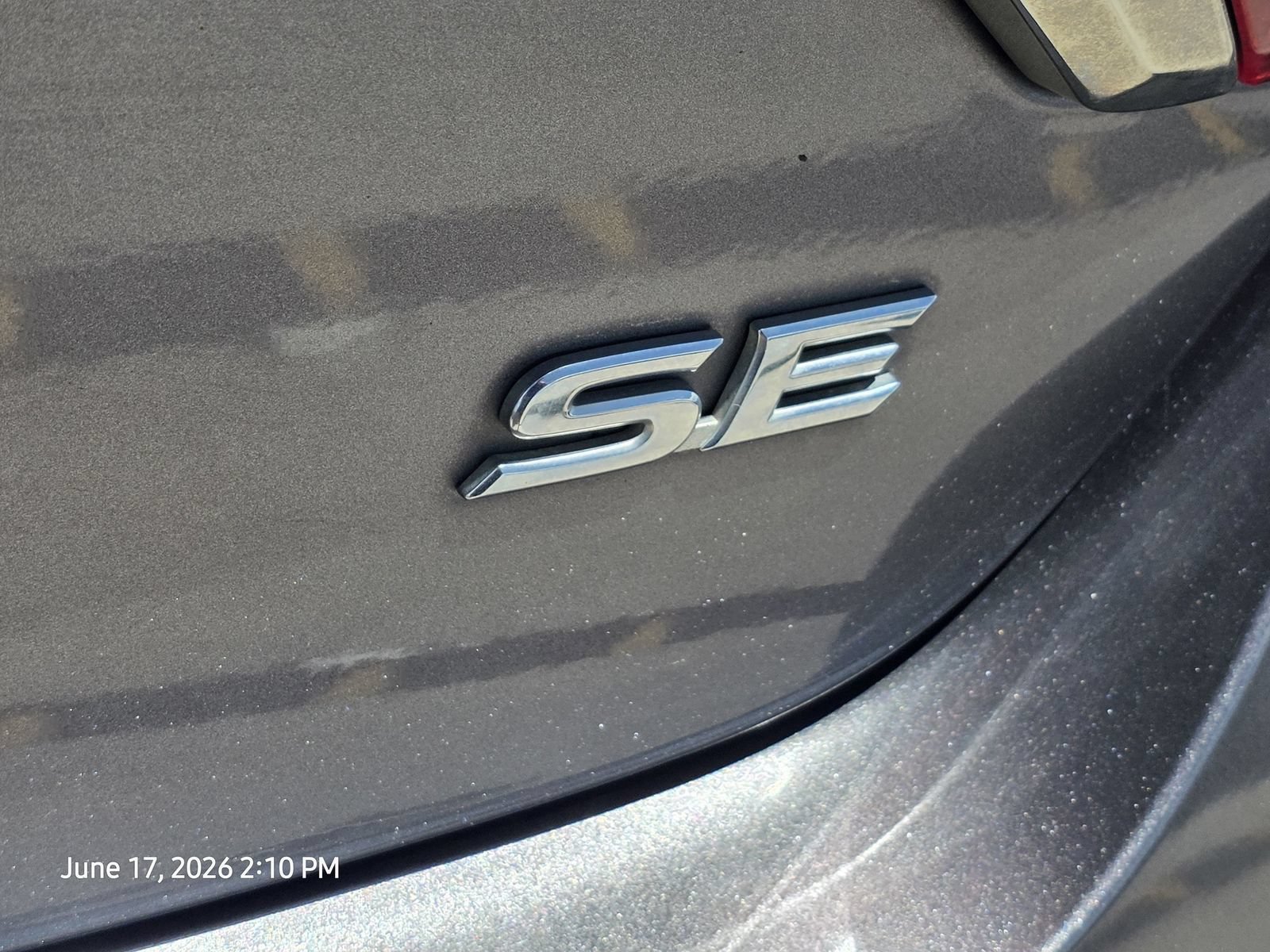Used 2017 Toyota Camry SE FWD image 11