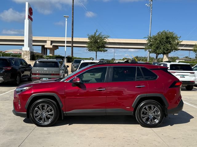 Used 2023 Toyota RAV4 Limited AWD/4WD image 7
