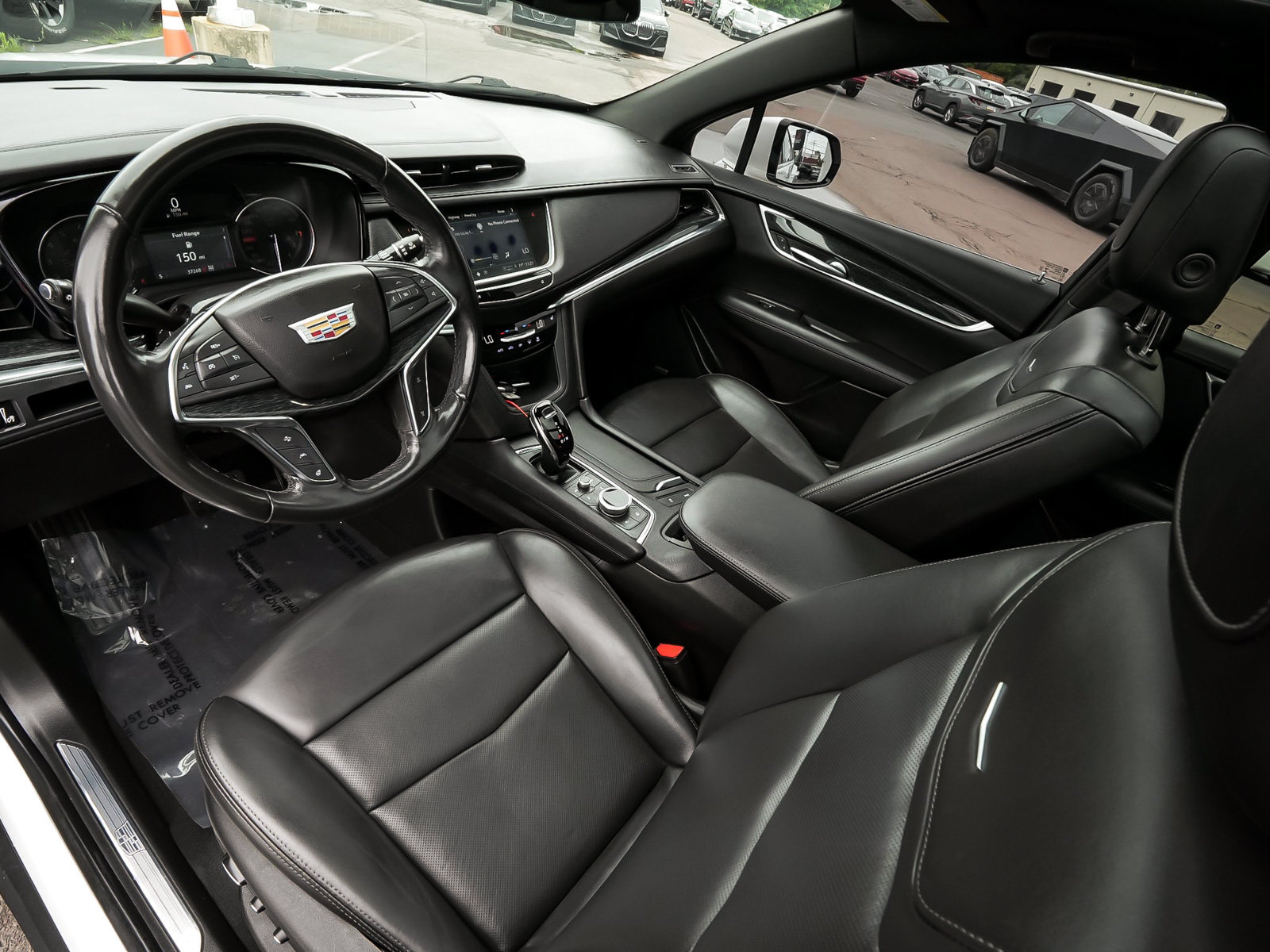 Used 2022 Cadillac XT5 Premium Luxury AWD/4WD image 17