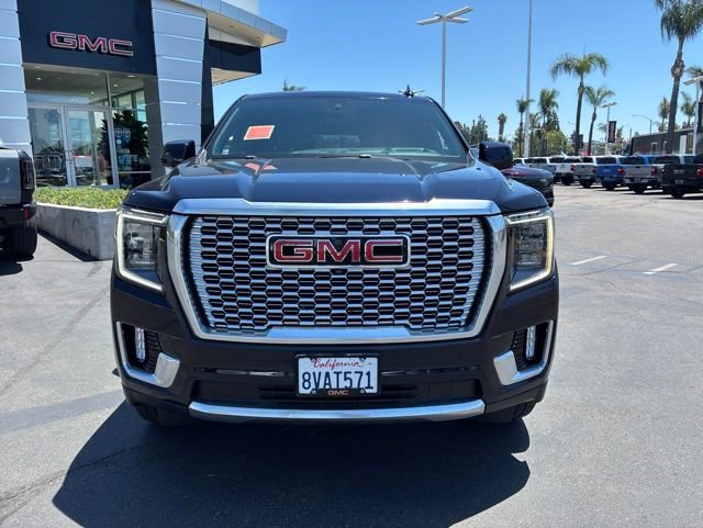 Used 2021 GMC Yukon Denali w/ Denali Ultimate Package AWD/4WD image 2