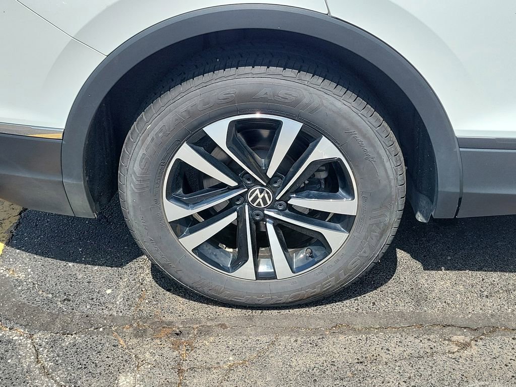 Used 2024 Volkswagen Tiguan S AWD/4WD image 6
